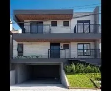 Sobrado com 4 Quartos à venda, 329m² no Santa Felicidade, Curitiba