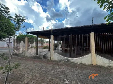 Imóvel Comercial com 2 Quartos para alugar, 198m² no Conjunto Habitacional Maria Cecília Serrano de Oliveira, Londrina