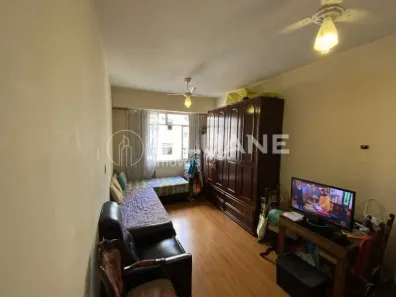 Kitnet com 1 Quarto à venda, 27m² no Copacabana, Rio de Janeiro