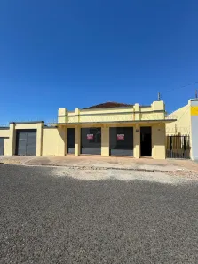 Ponto Comercial para alugar, 100m² no Centro, Araguari