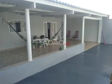 Casa com 3 Quartos à venda, 160m² no Vila Itatiaia, Goiânia