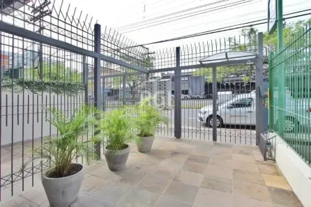 Sala Comercial à venda, 29m² no Farroupilha, Porto Alegre