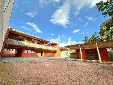Casa com 5 Quartos à venda, 239m² no Bom Retiro, Curitiba
