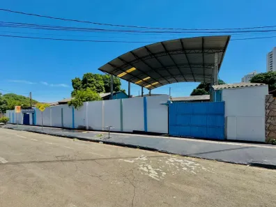 Ponto Comercial com 11 Quartos à venda, 300m² no Vila Siam, Londrina