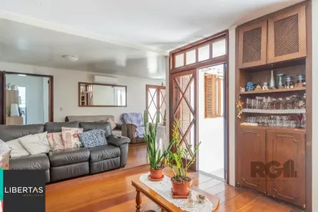 Casa com 4 Quartos à venda, 287m² no Glória, Porto Alegre