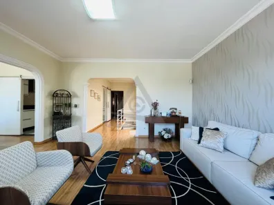Casa com 3 Quartos à venda, 270m² no Vila Nogueira, Campinas