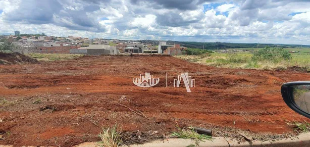 Lote/Terreno à venda, 1000m² no Conjunto Residencial Roberto Conceição, Cambé