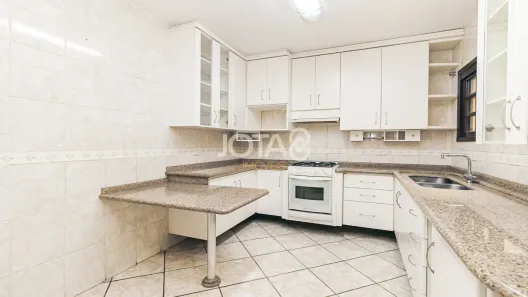 Sobrado com 5 Quartos à venda, 320m² no Bigorrilho, Curitiba