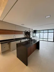 Casa de Condomínio com 3 Quartos para alugar, 170m² no Loteamento Residencial Fazenda Casa Grande, Taubaté