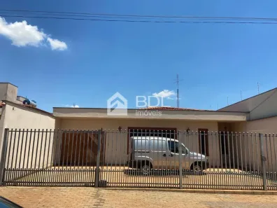 Casa com 3 Quartos à venda, 219m² no Jardim Nossa Senhora Auxiliadora, Campinas