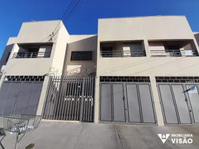 Casa com 3 Quartos para alugar, 124m² no Cidade Jardim, Uberaba