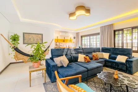 Casa com 4 Quartos à venda, 365m² no Anita Garibaldi, Joinville