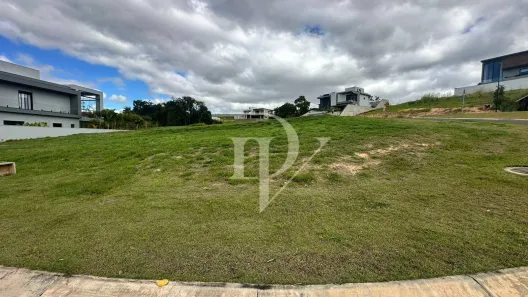 Lote/Terreno à venda, 600m² no Parque Villa dos Pinheiros, Indaiatuba