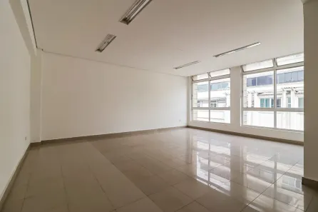Ponto Comercial para alugar, 34m² no Liberdade, São Paulo