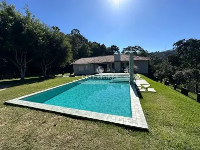 Casa com 4 Quartos à venda, 300m² no Parque do Imbui, Teresópolis