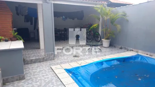 Casa com 2 Quartos à venda, 122m² no Vila Lavínia, Mogi das Cruzes