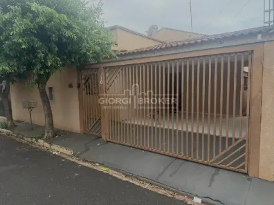 Casa com 3 Quartos à venda, 180m² no Santa Casa, Mirassol