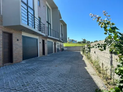 Casa com 2 Quartos à venda, 134m² no Ferraz, Garopaba