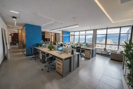 Sala Comercial para alugar, 130m² no Centro, Mogi das Cruzes