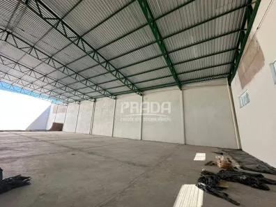 Galpão/Depósito/Armazém para alugar, 1586m² no Segismundo Pereira, Uberlândia