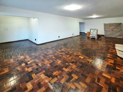 Apartamento com 3 Quartos para alugar, 174m² no Bonfim, Santa Maria