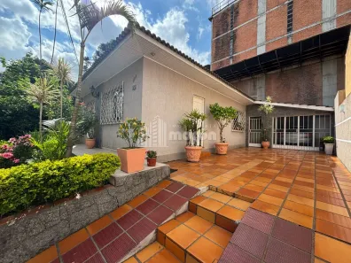 Casa com 3 Quartos à venda, 135m² no Ronda, Ponta Grossa