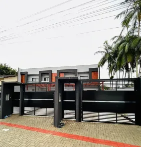 Sobrado com 3 Quartos à venda, 111m² no Saguaçu, Joinville