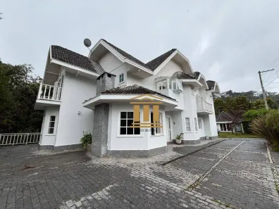 Casa de Condomínio com 4 Quartos à venda, 200m² no Vila Médica, Campos do Jordão