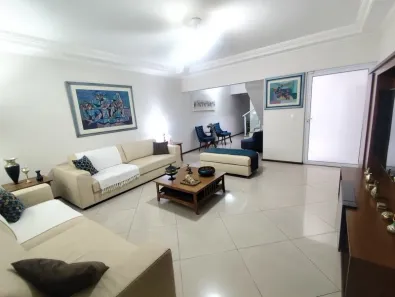 Sobrado com 3 Quartos à venda, 221m² no Jardim Cidália, São Paulo