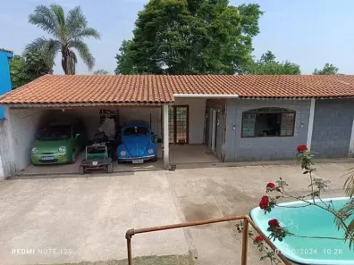 Fazenda/Sítio com 2 Quartos à venda, 200m² no Curral, Ibiúna