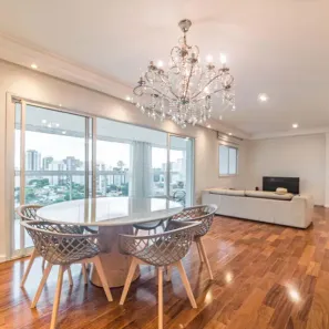 Apartamento com 3 Quartos para alugar, 140m² no Santo Amaro, São Paulo
