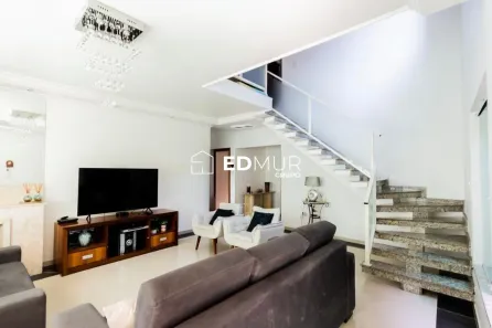 Sobrado com 3 Quartos à venda, 332m² no Vila Camilópolis, Santo André