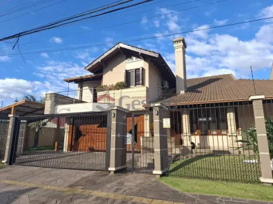 Sobrado com 4 Quartos à venda, 284m² no Estância Velha, Canoas