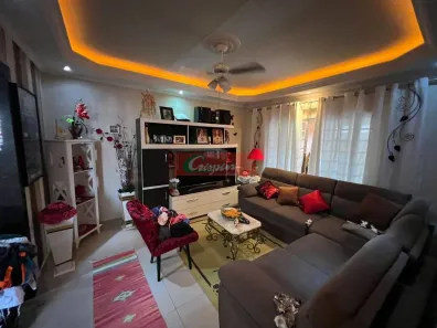 Sobrado com 4 Quartos à venda, 223m² no Jardim Dourado, Guarulhos