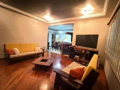 Casa com 3 Quartos à venda, 277m² no Jardim São João Batista, São Carlos