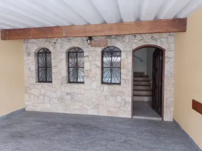 Casa com 4 Quartos à venda, 117m² no Centro, Taubaté