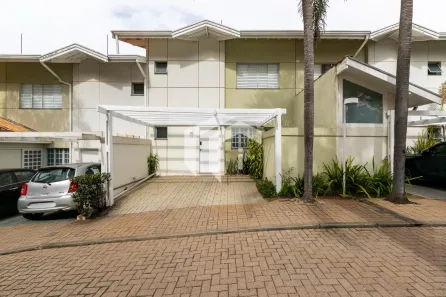 Casa de Condomínio com 3 Quartos para alugar, 100m² no Nova Campinas, Campinas