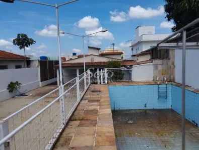 Imóvel Comercial com 8 Quartos para alugar, 311m² no Osvaldo Rezende, Uberlândia