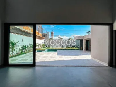 Casa de Condomínio com 4 Quartos à venda, 401m² no Jardim Karaíba, Uberlândia