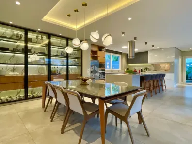 Casa de Condomínio com 4 Quartos à venda, 337m² no Nossa Senhora das Graças, Canoas