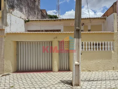 Casa com 3 Quartos à venda, 184m² no Paredões, Mossoró