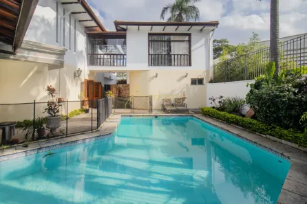 Casa com 5 Quartos à venda, 450m² no Jardim Guedala, São Paulo
