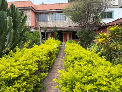 Casa com 8 Quartos à venda, 306m² no Retiro, Volta Redonda