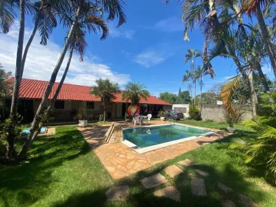 Fazenda/Sítio com 3 Quartos à venda, 196m² no Recanto Jatobá, Americana