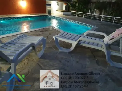 Sobrado com 5 Quartos à venda, 240m² no Jardim Britânia, Caraguatatuba