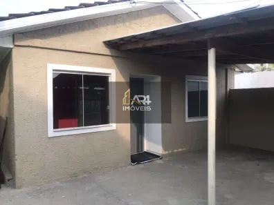 Casa com 3 Quartos para alugar, 80m² no Cajuru, Curitiba