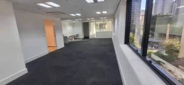 Sala Comercial para alugar, 162m² no Itaim Bibi, São Paulo