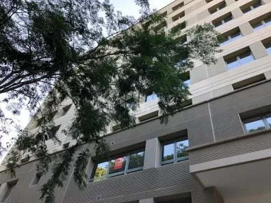 Sala Comercial à venda, 77m² no Auxiliadora, Porto Alegre