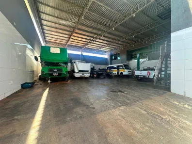 Galpão/Depósito/Armazém à venda, 800m² no Residencial Flor do Cerrado, Anápolis