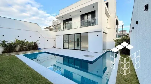 Casa com 3 Quartos à venda, 344m² no Pedra Branca, Palhoça